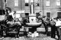 1915-Humane Society Fountain.jpg (105654 bytes)