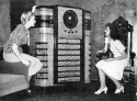 Crosley Giant Radio.jpg (194276 bytes)