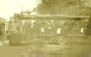 Sightseeing bus-Taft.jpg (71250 bytes)